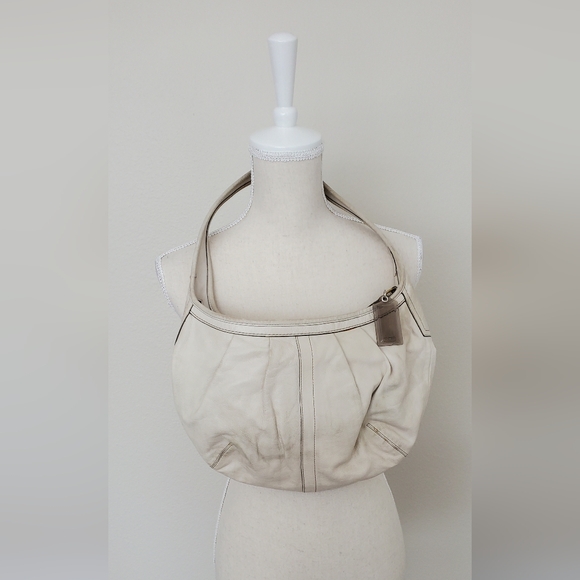 Coach Cream Leather Shoulder Bag - Picture 1 of 11